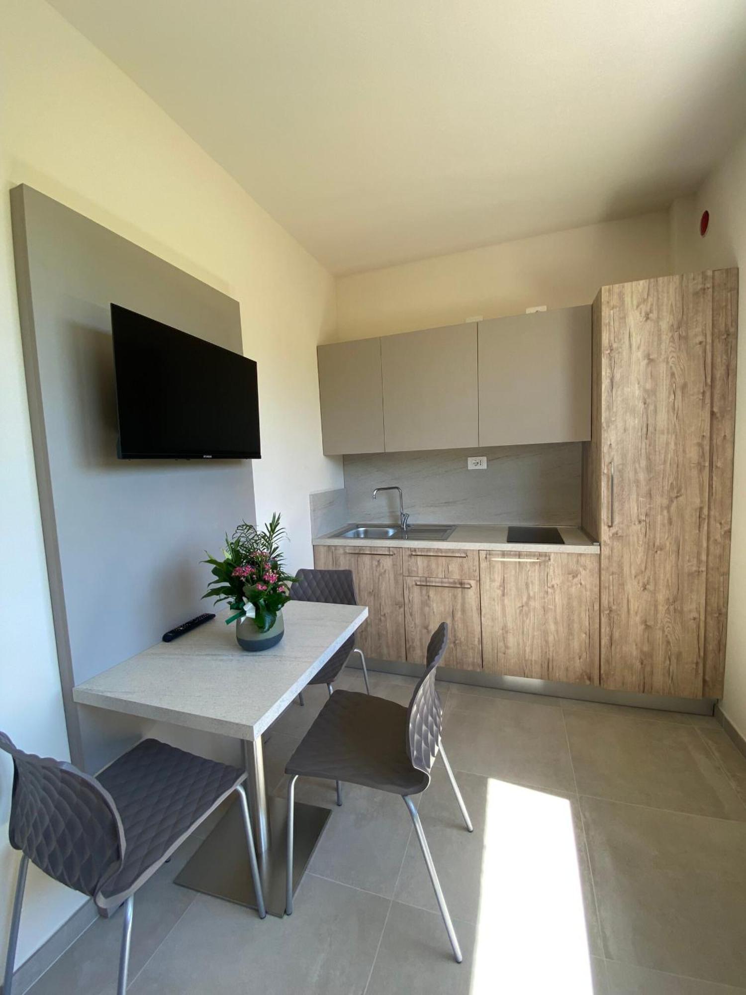 Residence Montefeltro La Torraccia Luaran gambar